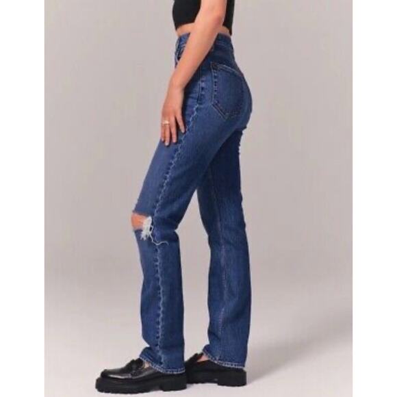 Abercrombie And Fitch The 90's Straight Ultra High Rise Jeans 32S Distressed NWT - Picture 4 of 15